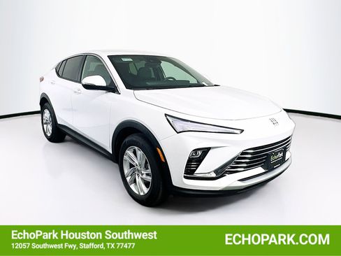 Used 2025 Buick Envista Preferred image 1