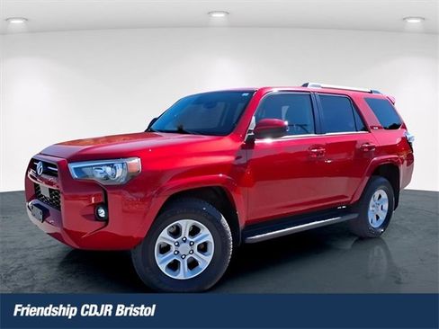 Used 2024 Toyota 4Runner SR5 image 1