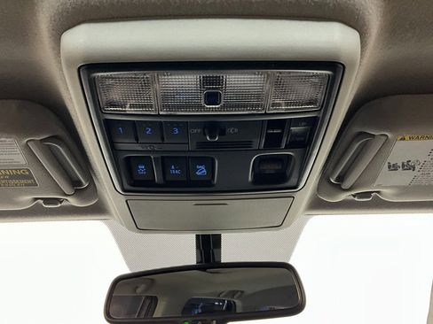 Used 2014 Toyota 4Runner Limited image 13