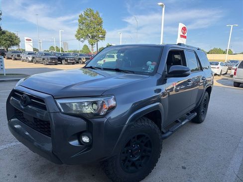 Used 2021 Toyota 4Runner SR5 Premium w/ Moonroof Package RWD image 1