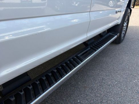 Used 2019 Ford F350 Lariat image 16