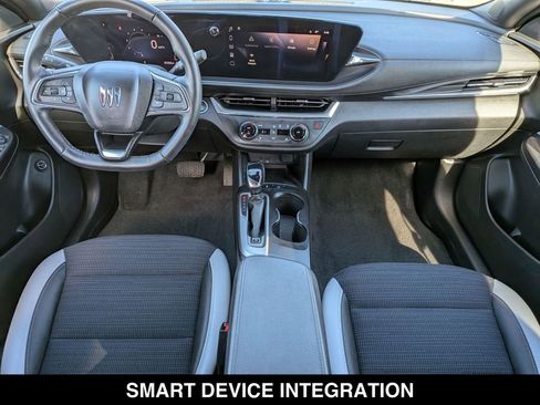 Used 2024 Buick Envista Preferred w/ Convenience I Package FWD image 25