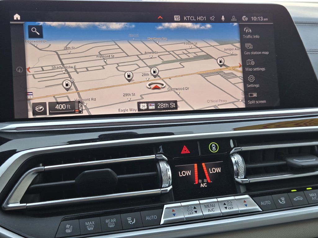 Used 2021 BMW X7 M50i AWD/4WD image 19
