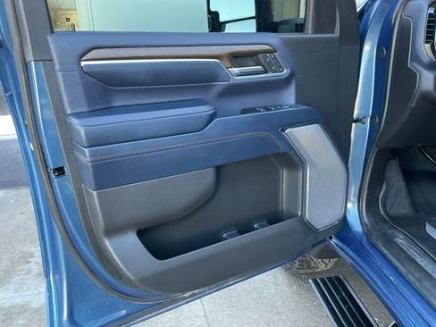 Used 2024 Chevrolet Silverado 3500 High Country w/ Technology Package image 21