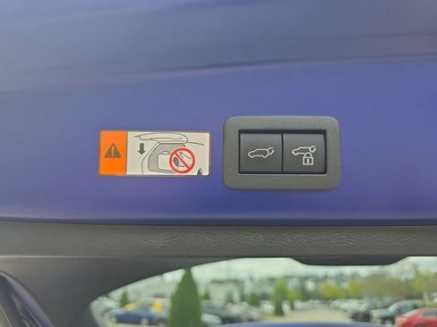 Used 2025 Toyota Corolla Cross XLE w/ Convenience Package AWD/4WD image 34