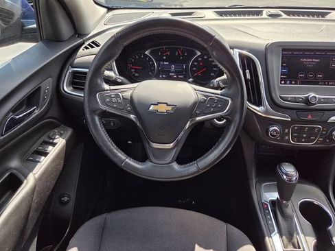 Certified 2020 Chevrolet Equinox LT w/ Driver Convenience Package FWD image 17