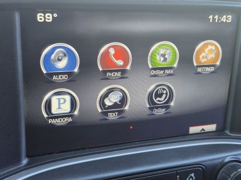 Used 2015 GMC Sierra 1500 SLE w/ SLE Value Package image 20