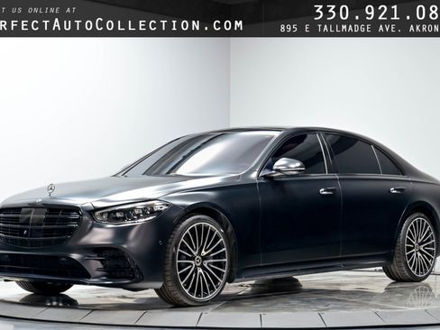 Used 2022 Mercedes-Benz S 580 4MATIC Sedan w/ AMG Line Package image 1