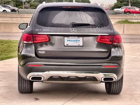 Used 2022 Mercedes-Benz GLC 300 image 6