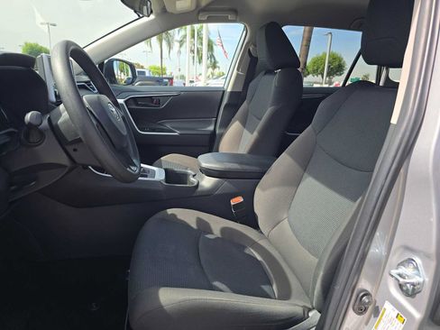 Certified 2025 Toyota RAV4 LE FWD image 20
