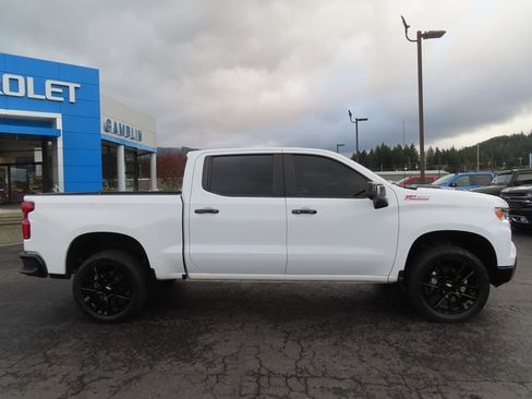 Used 2023 Chevrolet Silverado 1500 LT Trail Boss w/ LT Trail Boss Premium Package image 9