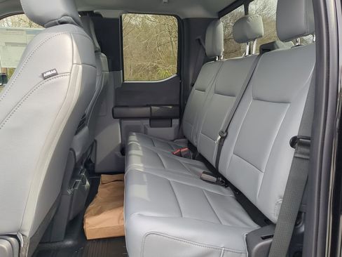 New 2025 Ford F450 XL w/ XL Chrome Package image 12