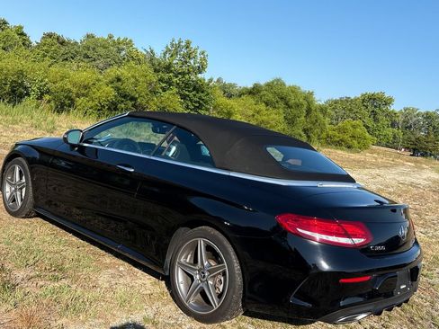 Used 2017 Mercedes-Benz C 300 4MATIC Cabriolet image 5