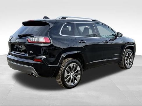Used 2019 Jeep Cherokee Overland w/ Technology Group image 7