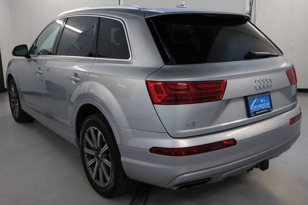 Used 2019 Audi Q7 2.0T Premium Plus w/ Premium Plus Package AWD/4WD image 5