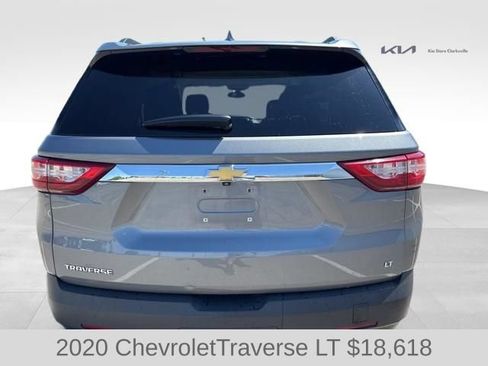 Used 2020 Chevrolet Traverse LT FWD image 7