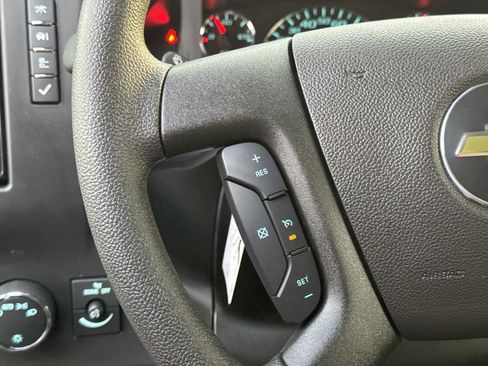 New 2026 Chevrolet Express 2500 w/ Driver Convenience Package RWD image 22