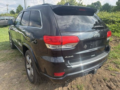 Used 2014 Jeep Grand Cherokee Overland w/ Advanced Technology Group AWD/4WD image 7