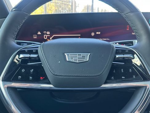 Certified 2026 Cadillac Escalade IQL Luxury AWD/4WD image 34