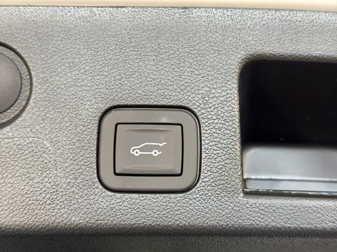 New 2026 Chevrolet Equinox LT AWD/4WD image 32