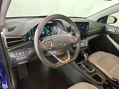 Used 2022 Hyundai Ioniq SEL FWD image 13