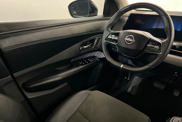Certified 2024 Nissan Ariya AWD image 12