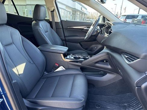 Used 2023 Buick Envision Essence image 30