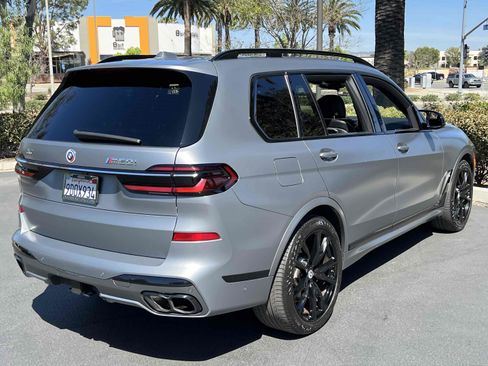 Used 2023 BMW X7 M60i image 19