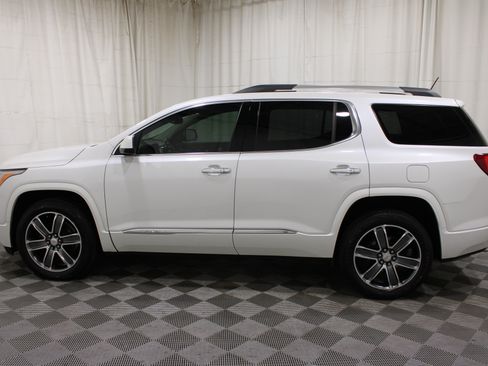 Used 2019 GMC Acadia Denali FWD image 39