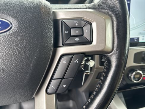 Certified 2022 Ford F350 Lariat w/ Lariat Value Package image 33