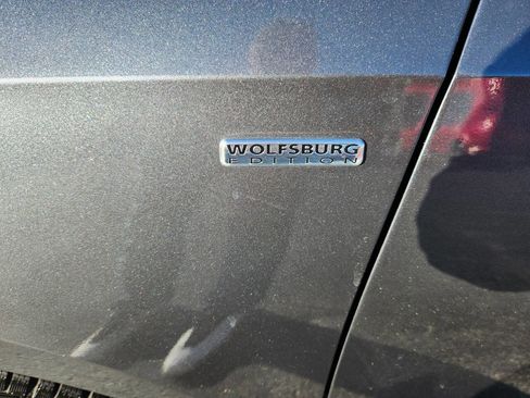 Used 2015 Volkswagen Passat 1.8T Wolfsburg Edition image 12