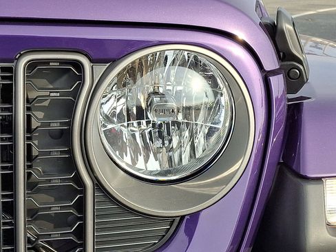 New 2026 Jeep Gladiator Sport image 9