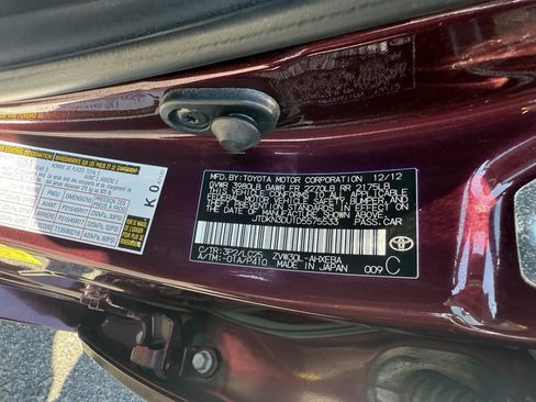 Used 2013 Toyota Prius Three image 28