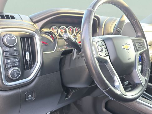 Used 2021 Chevrolet Silverado 1500 LTZ w/ LTZ Premium Package AWD/4WD image 15
