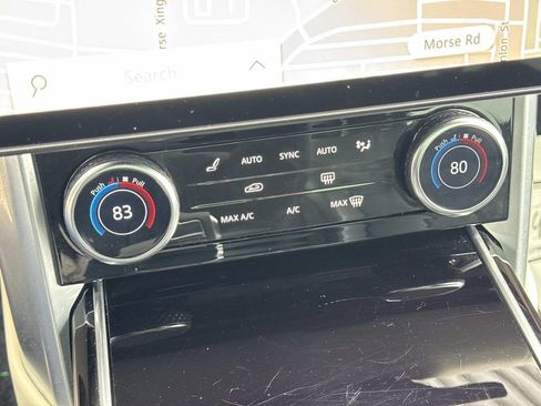 Certified 2023 Land Rover Range Rover SE image 25