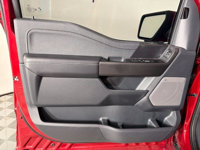 Used 2025 Ford F150 Lariat w/ Equipment Group 501A Mid AWD/4WD image 25
