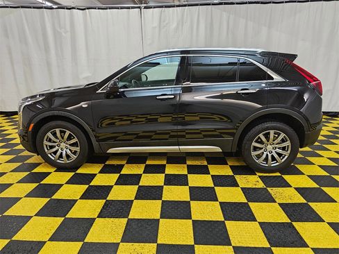 Used 2020 Cadillac XT4 Premium Luxury image 6