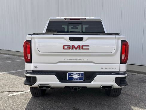 Used 2022 GMC Sierra 1500 Denali w/ Driver Alert Package II image 4