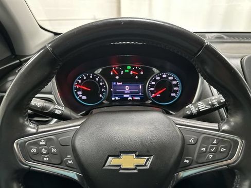 Used 2020 Chevrolet Equinox LT w/ Driver Convenience Package FWD image 10