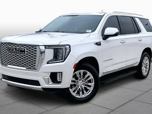 Used 2022 GMC Yukon SLT w/ SLT Premium Package image 2