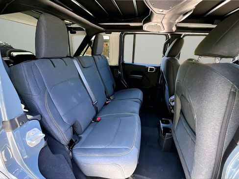 Certified 2024 Jeep Wrangler Willys AWD/4WD image 23