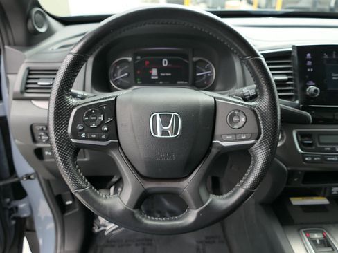 Used 2023 Honda Passport EX-L image 17