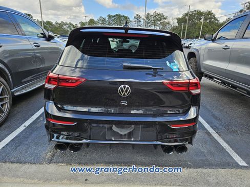 Used 2024 Volkswagen Golf R image 8