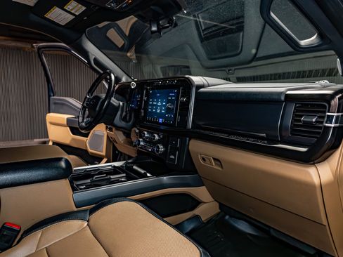 Used 2023 Ford F250 Lariat w/ Lariat Ultimate Package image 15