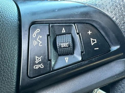 Used 2015 Chevrolet Cruze LT image 19