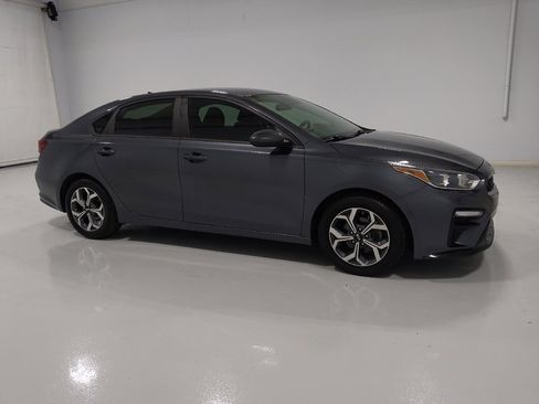 Used 2020 Kia Forte LXS image 11
