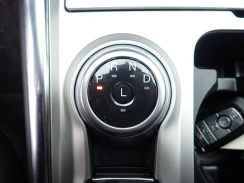 Used 2022 Ford Explorer XLT w/ Equipment Group 202A image 26