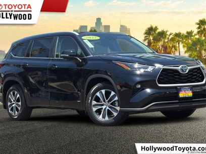 Used 2023 Toyota Highlander XLE