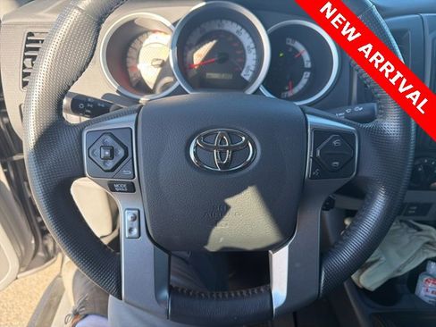 Used 2014 Toyota Tacoma 4x4 Double Cab image 13