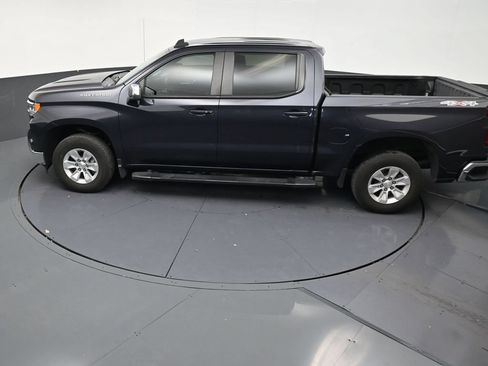 Used 2023 Chevrolet Silverado 1500 LT AWD/4WD image 13